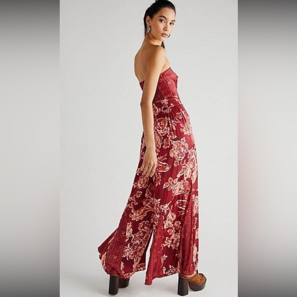 Free People Juliet Jumpsuit! NWOT. Size Medium